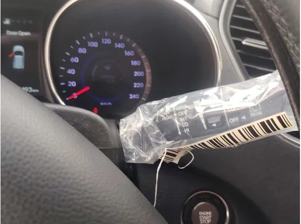 Car image 31