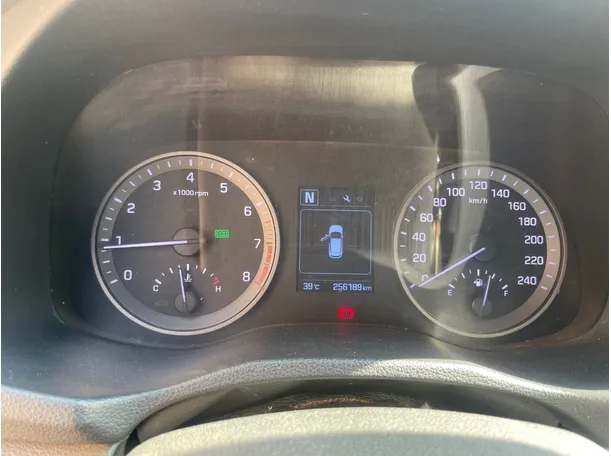 Car image 21