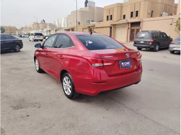 Car image 7