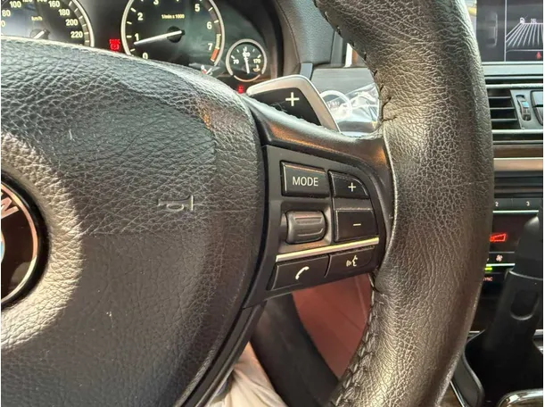 Car image 39