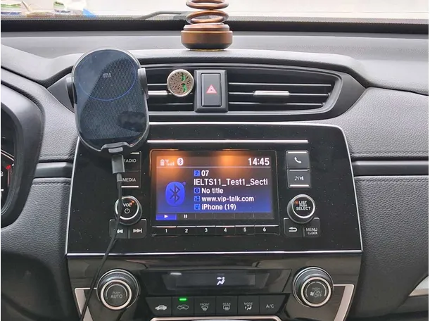 Car image 16