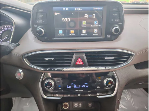Car image 20