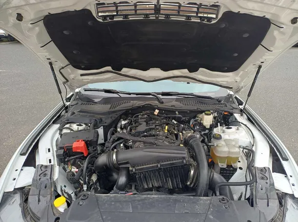 Car image 27