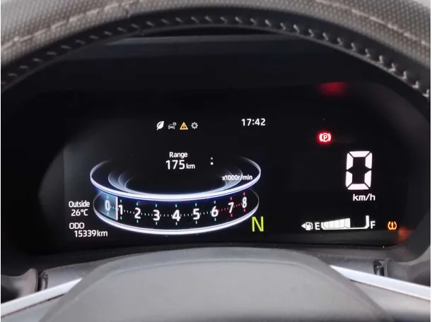 Car image 25