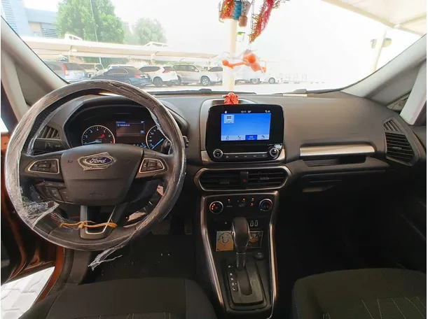 Car image 14