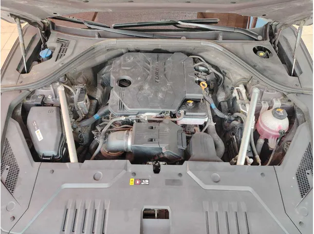 Car image 40