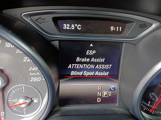 Car image 21