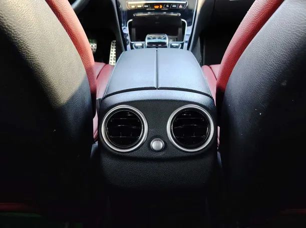 Car image 35