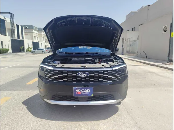 Car image 30