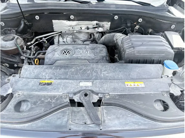 Car image 29