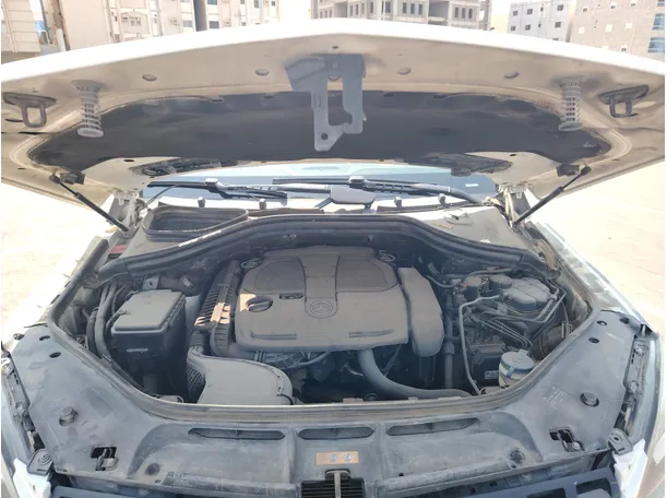 Car image 35