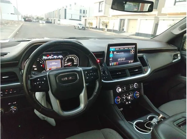 Car image 29