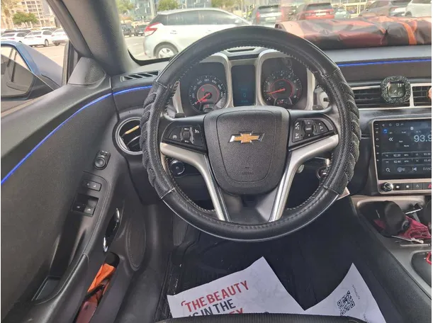 Car image 18