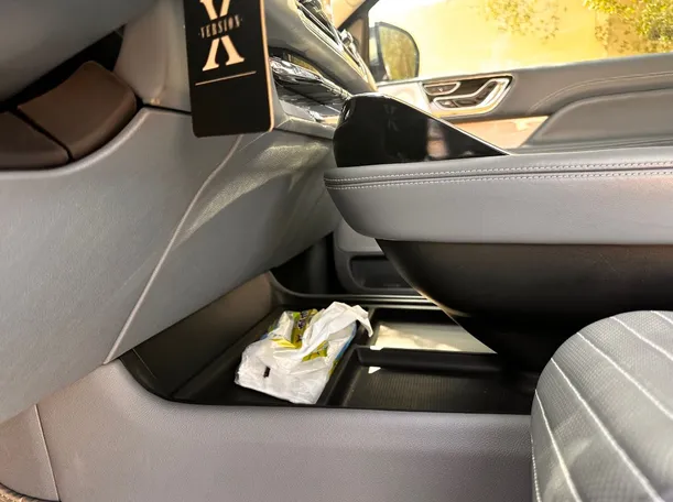 Car image 31