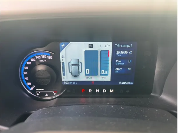 Car image 18