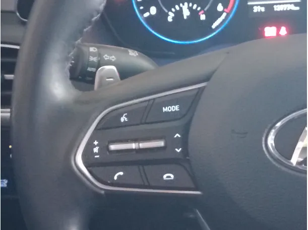 Car image 37