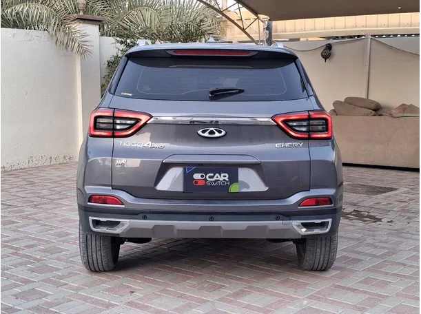 Car image 6