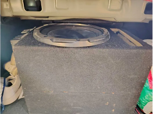 Car image 40