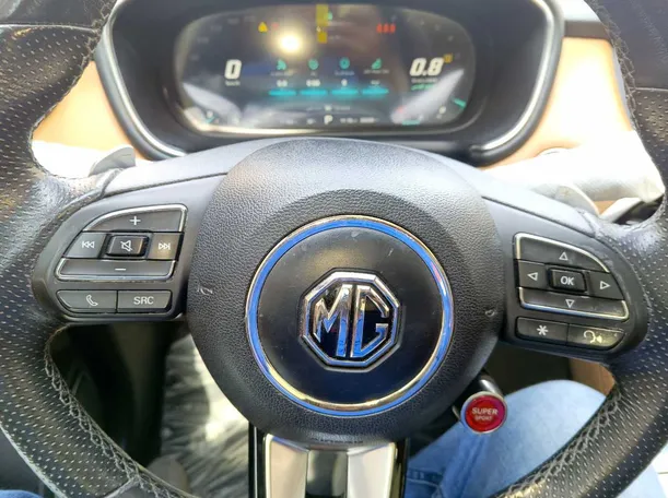 Car image 23
