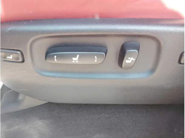 Car image 38