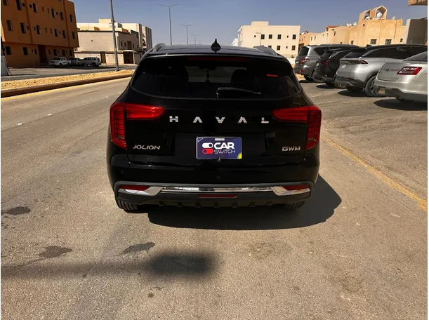 Car image 6