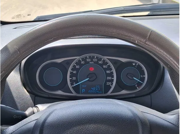 Car image 20