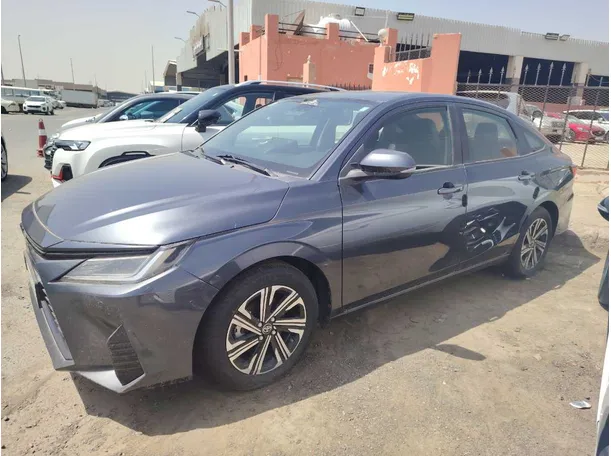 Car image 8