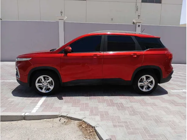 Car image 8