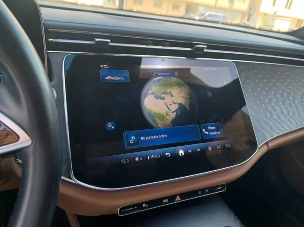 Car image 19