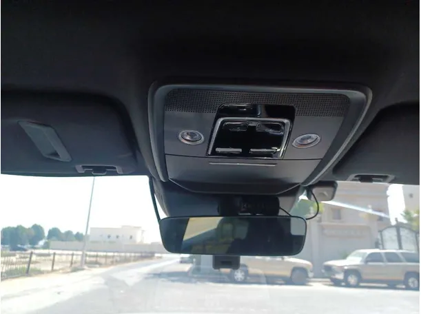Car image 22