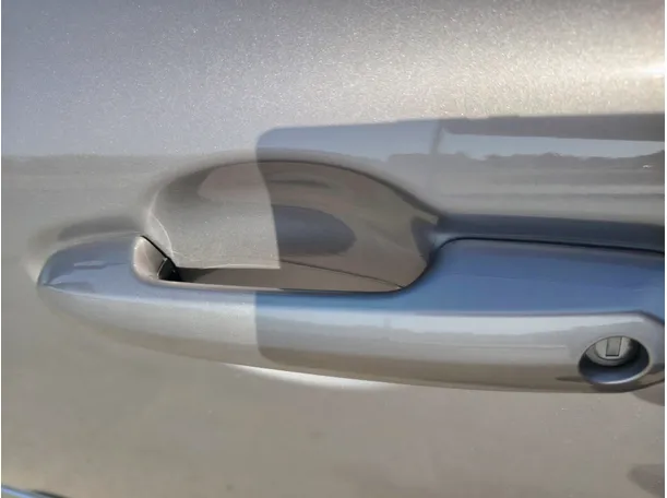 Car image 33
