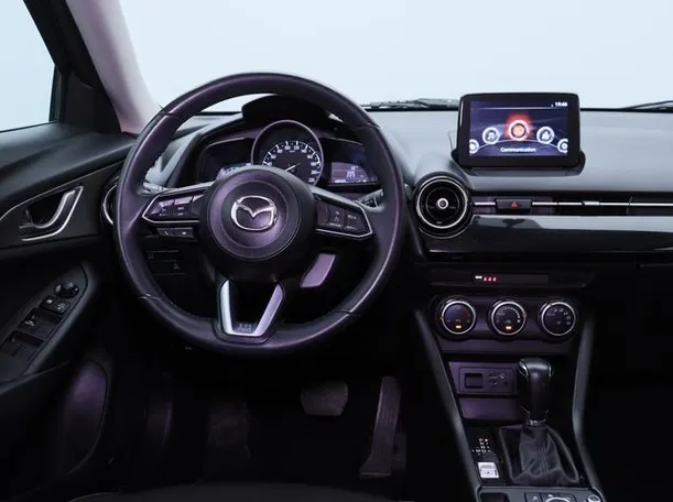 Car image 15