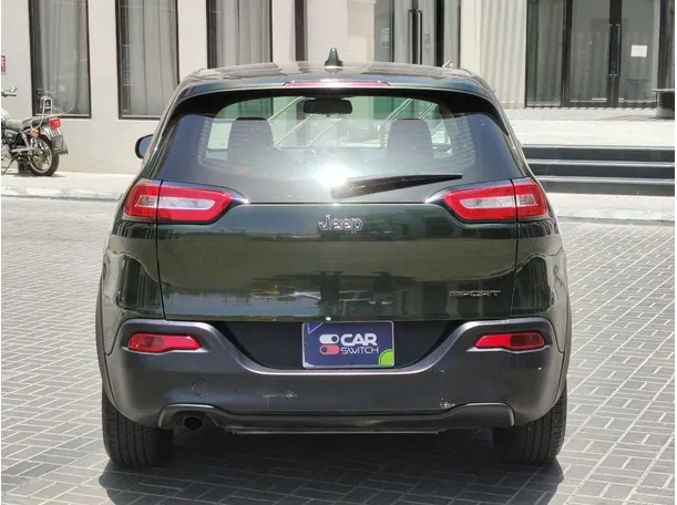 Car image 6