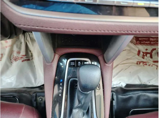Car image 22