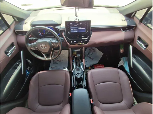 Car image 13