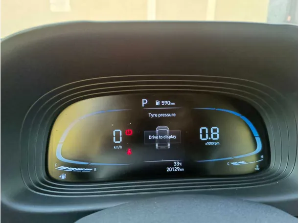 Car image 24