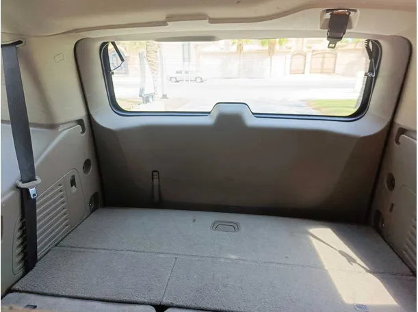 Car image 26
