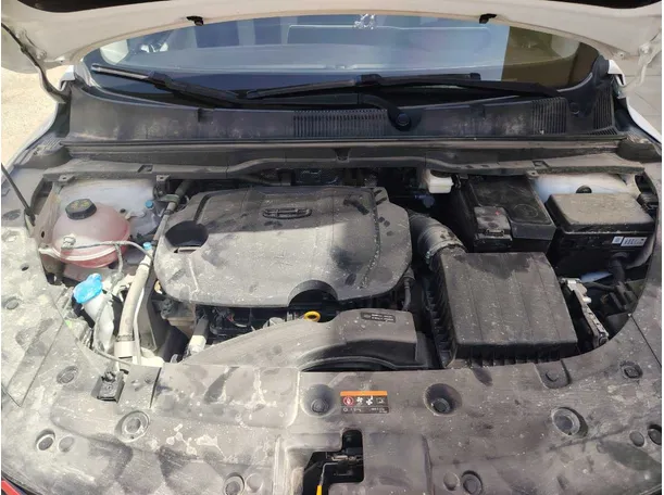 Car image 30
