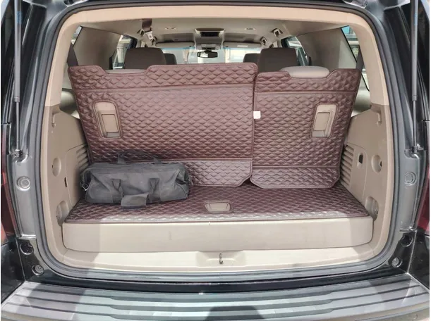 Car image 25