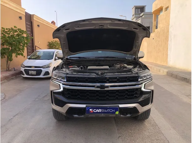 Car image 24
