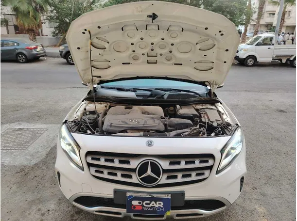Car image 46