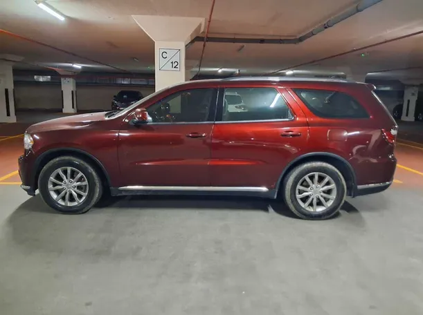 Car image 8