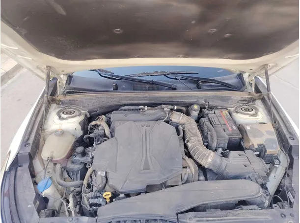 Car image 29