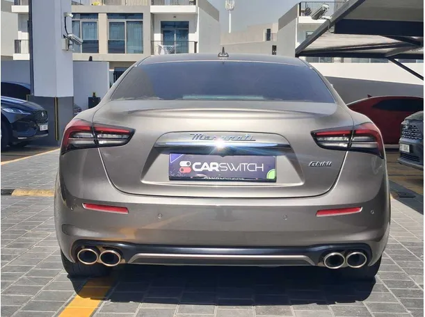 Car image 6