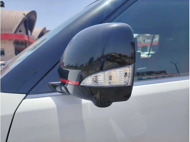 Car image 33