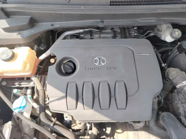 Car image 40