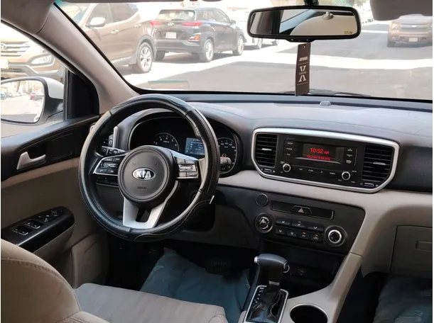 Car image 22