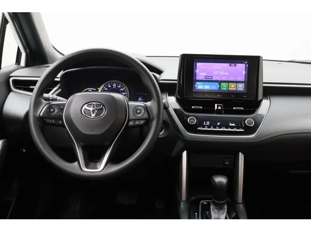 Car image 15