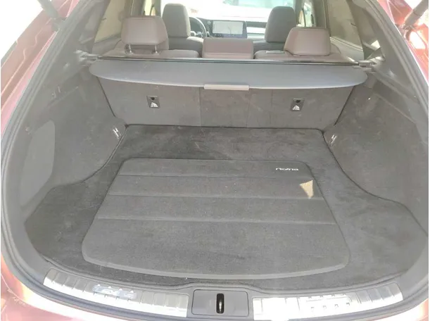 Car image 28