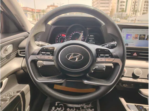 Car image 21